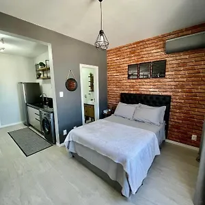 Apartamento 204 Moderno E Confortável No Kobrasol, Sao Jose (Santa Catarina)